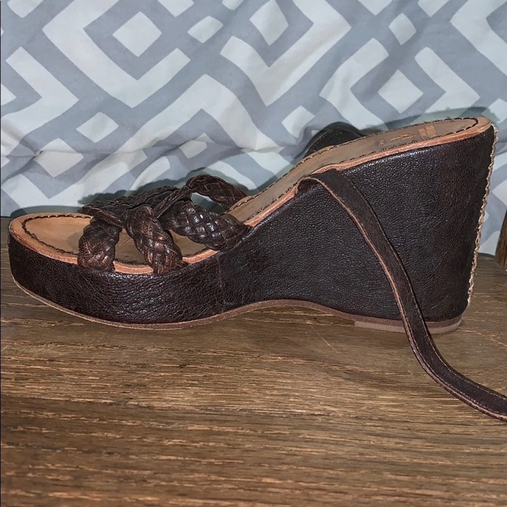 Brown wedges